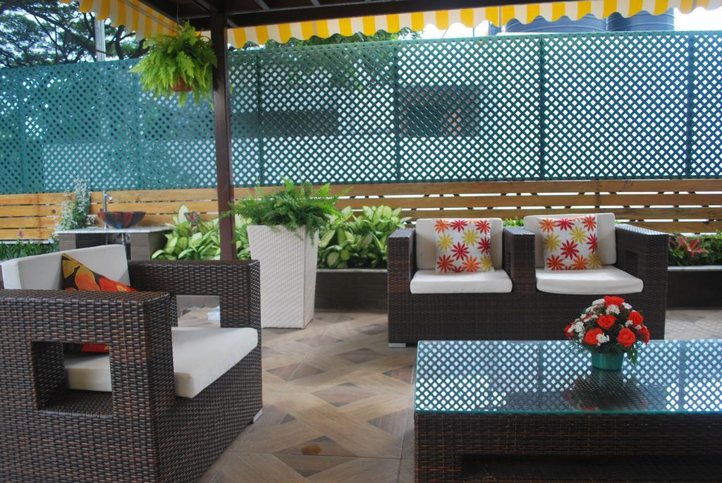 Terrace Gardens Bed & Breakfast Bangalore Exterior photo