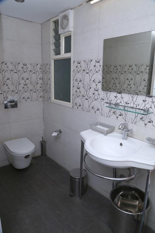 Terrace Gardens Bed & Breakfast Bangalore Exterior photo